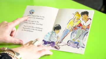 Literacy – The Importance of Pointing to the Words When Beginning to Read